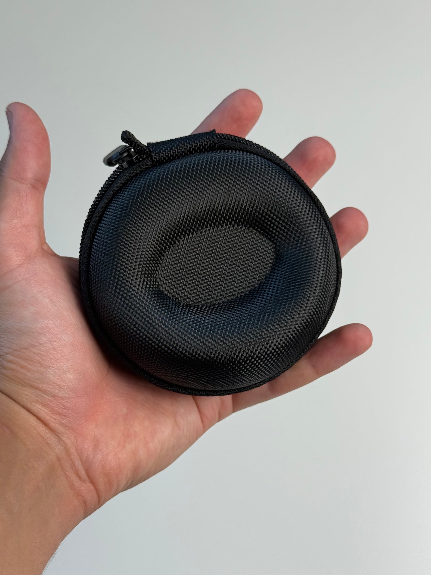 Étui de voyage rigide pour montre – Compact et résistant (noir)