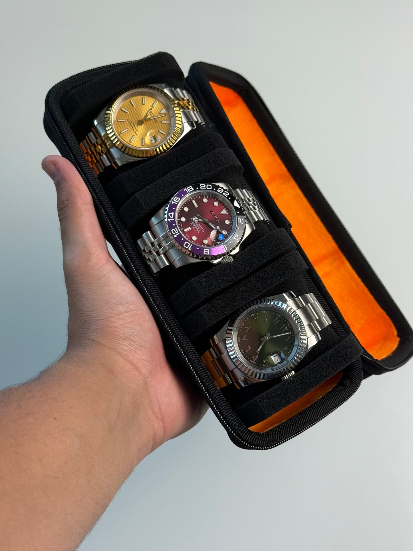 Boîte de voyage rigide pour 3 montres – Étui noir avec intérieur velours orange