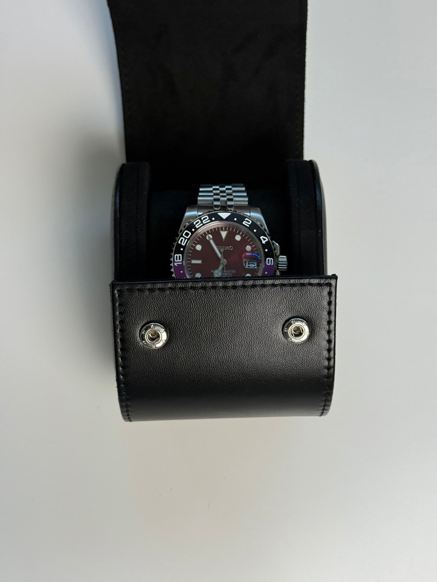 Étui de voyage luxe pour montre – Cuir noir avec intérieur velours