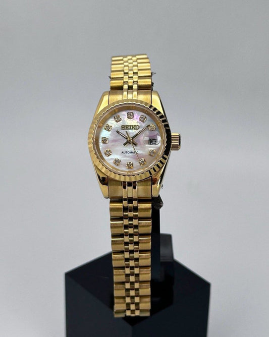LADY NAKRÉ GOLD