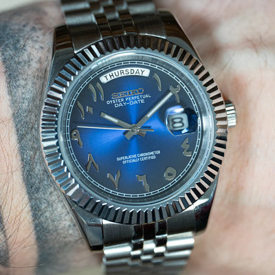 DAY DATE ARABIC BLUE